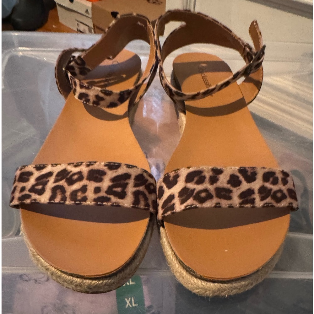 Classified Leopard Print Sandals